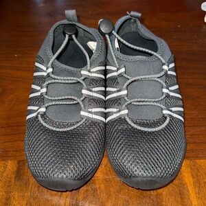 Water shoes